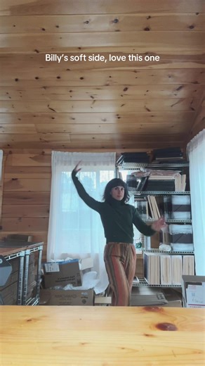 80s new wave to vibe to part? #billyidol #eyeswithoutaface #80s #newwave #synthpop