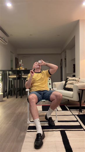 Navigating Tough Dating Situations in the Gay Community