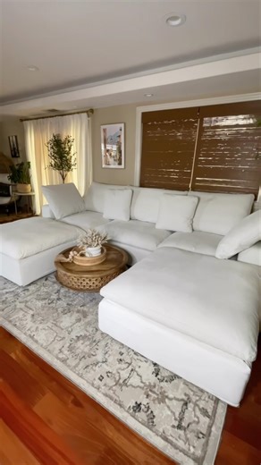 The Tivoli Cloud is a versatile couch that can be rearranged to fit any living room #mariocapasa