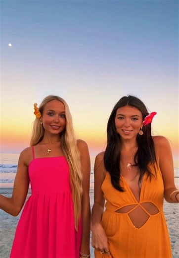 Maxi Dress Styles for a Tropical Beach Sunset