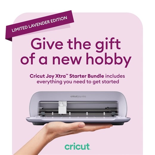 Start året med en ny hobby! Med Cricut Joy Xtra kan du kutte, tegne og folierer på mer enn 50 ulike materialer. Lag klistremerker og etiketter, design t-skjorter og mye mer. https://www.elkjop.no/product/pc-datautstyr-og-kontor/printere-og-kontorrekvisita/digital-kuttemaskin/cricut-joy-xtra-digital-kuttemaskin-lavendel/991924 | Elkjøp
