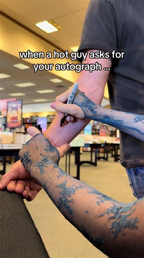 Couldn’t say no! I even took him home with me ;) | autographs