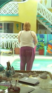 1.5M views · 8.7K reactions | Pool? Nein da pinkeln doch alle rein!  Schau dir jetzt »Little Britain USA« auf Sky an!  #LittleBritainUSA #SkyDeutschland #SkyClassics | Sky Deutschland | Facebook