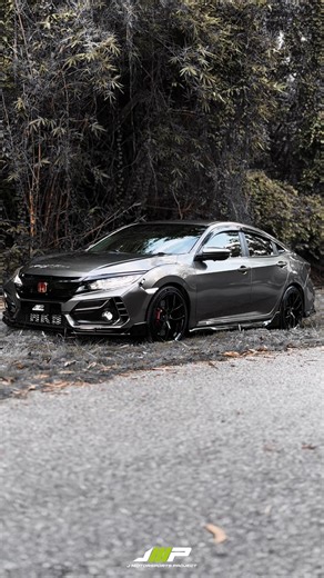 헖헜헩헜헖 헙헖 - Baru lepas accident terus datang hantar wrapping bukan main-main, kita gosok kasi simen dulu baru wrap  hasilnya memang nampak fresh gila!  #hondacivic #civicfc #civicfcmalaysia #fullcarwrap #stickerwrapping #jmpdetailingkuantan #liquidmetallic #wrappingstickermurah #wrapkeretakuantan | Jmp Project Detailing Kuantan | Facebook