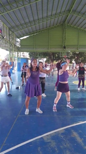 happy zumba time #zumbaworkout #dancefitness