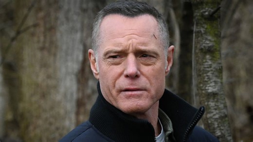 'There's No Brake': Chicago P.D.'s Jason Beghe Talks Joining Forces With SVU For High-Stakes Episode