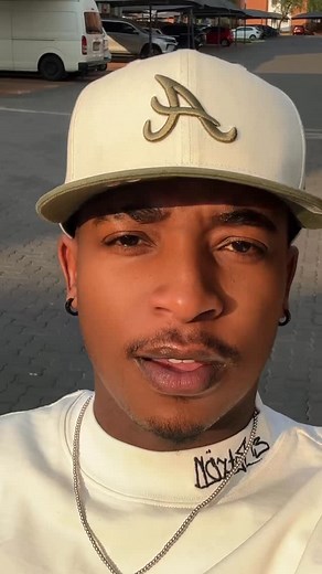 𝔅𝔥𝔲𝔱’𝔪𝔞𝔖𝔴𝔢𝔢𝔱𝔦🍭 on Instagram: "Your weekend is not a weekend if ‘ke wave’ is not on your playlists. Happy Friday 😎🤘🏾"