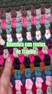 "¡NO LO TIRES! Usamos TODOS los RESTOS de TRAPILLO para hacer una ALFOMBRA MULTICOLOR 🎨✨"