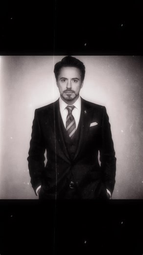 Vidéos de Tony lookalike (@cosplay.tony.stark) avec son original - Tony lookalike