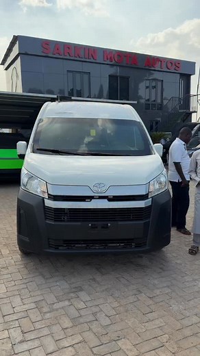 Aliyu Mohammad on Instagram: "Feeling like a governor in this bulletproof Brand new VIP haice #sarkinmota #mybratha"