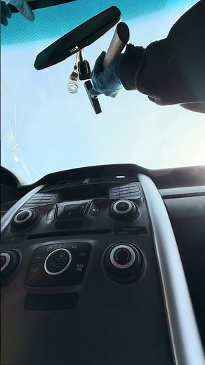 How to take off Ford rearview mirror (no screw)