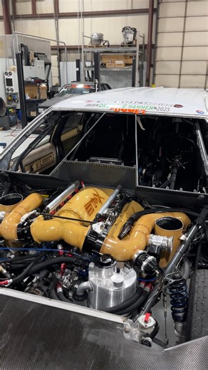 Who needs windshields anyways? | Steve Morris Engines