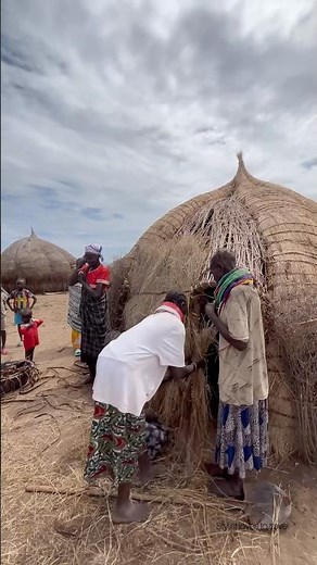 Traditional Hut Building Techniques #ethiopia #HutBuilding #AfricanVillageLife #SustainableHousing