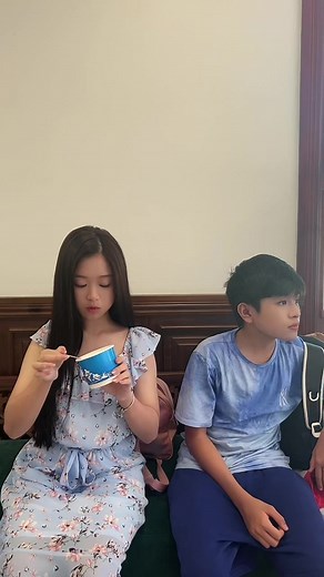 Diễn viên nhí Duy Anh cùng Huệ và Bảo Ngọc