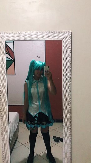 Miku dancarina ❤️#fypシ #fypシ゚viral #mik #hatsunemiku #hatsunemikucosplay #meme #dance #cosplay