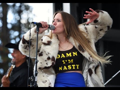 Country artist Summer Schappell sings Black Betty and My Church at Apple Harvest Festival in McCloud