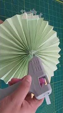 Como hacer una brujita de papel - ORIGAMI HALLOWEEN