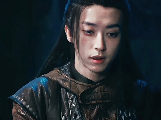 “我为你把酒续”