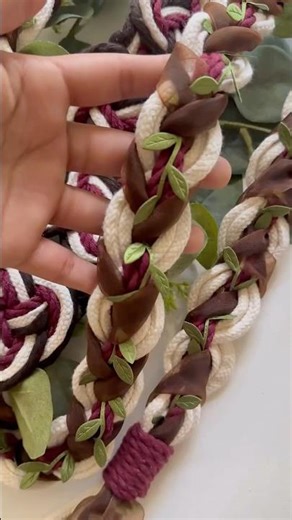 En el ritual de handfasting, los lazos no atan: unen con amor, respeto y libertad. 🍃