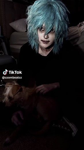 Testing New Cosplay for Tomura Shigaraki