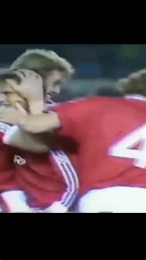 🚨Two more Legends confirmed! 🚨 Captain Charlie Ennis will play for FCUM Legends against Manchester United Legends on Sunday 18 May! 🇾🇪 With Ennis on board, the MUFC Legends knew they had to find someone also capable of scoring sensational screamers! But who? 🤔 Buy your tickets before the end of March to be entered into our prize draw to win two Oasis tickets! 🎤 🎟⬇️ https://app.fanbaseclub.com/Fan/Tickets/SelectType?fixtureId=9544 | F.C United of Manchester