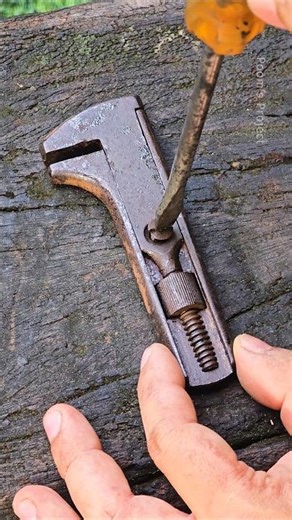 Vintage adjustable spanner wrench restoration