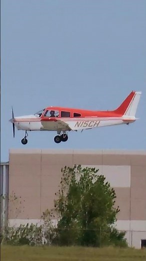 1974 Piper PA-28-151 Cherokee Warrior | Landing | New Century AirCenter (JCI/KIXD) | N15CH