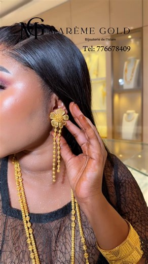 ✨ Le raffinement de l’or ✨ Chaque bijou en or est une alliance de beauté, d’élégance et de savoir-faire. Son éclat naturel sublime chaque style et apporte une touche de luxe intemporel. 💛 Porter de l’or, c’est choisir l’élégance dans les moindres détails. #BijouxEnOr #Raffinement #Élégance #Luxe 💫