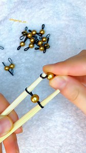 How to make a bracelet#bracelet #beadjewlery #easydiy #tutorial #diybracelet #handmade #girls #rubberband | Fingertips_art