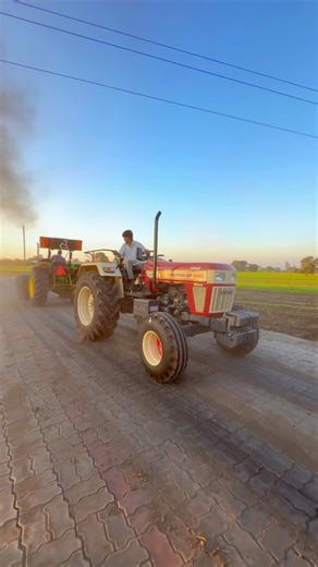 Pooja Dangi on Instagram: "MP king vs King sultan 😍|| . . . . . . . #armylover #army #armylover #running #1600meters #explorepage #axplore #reels #reel #reelsinstagram #reelitfeelit #nike #bollywoodsongs #instagram #instagood #instadaily #instalike #guruveer #foryoupage @guru_veer8"