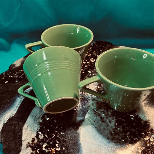 HOMER LAUGHLIN HARLEQUIN Green Vintage Coffee Mug a Tea Cups Set of 3 Cups Sent One Small Spot Where Paint Was Missed During Production - Etsy