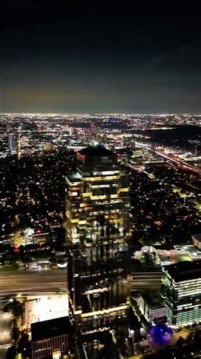 Houston in Motion 🌃 | Williams Tower Night Timelapse