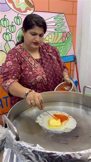 Delhi famous kathi kabab | delhi viral kathi kabab | delhi viral choti bachhi #kabab #delhi #food