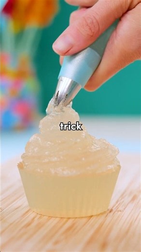 Can you REALLY make an invisible cupcake?!
