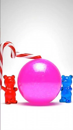 Gummy Giant Bubble Gum | RedBlue Gummy World ​#gamibear​#redgummybear​#gummybearremix