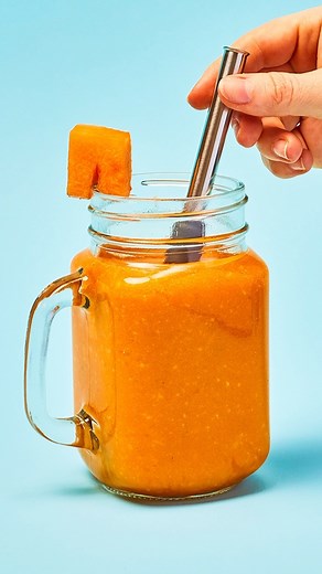 Sip in style with our reusable Jumbo Pocket Straws 🕶️ Perfect for bubble teas, cocktails, smoothies, and shakes, the extra-wide cylinder design lets you sip with ease. Plus, the compact case makes it easy to store and carry with you wherever you go. | Zoku