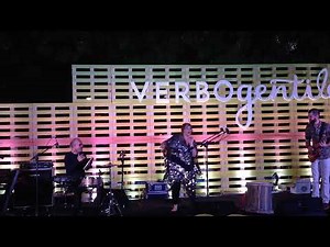 O Mundo (André Abujanra) - RAQUEL COUTINHO