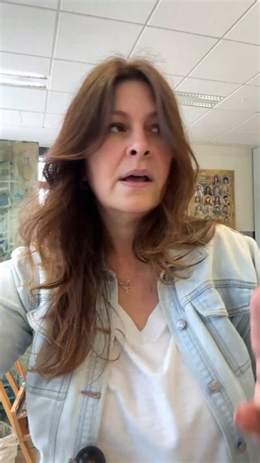 🚨 Last Call! Registration for Beyond the Basics: Intermediate Gel Plate Printmaking closes today! 🚨 This course is packed with everything you need to take your gel prints to the next level—because once you’ve got the basics down, it’s time to really dig in. Here’s what you’ll learn: 🎨 How to master image transfers (what works, what doesn’t, and how to fix it) 🎨 Layer with purpose—create depth, contrast, and interest 🎨 Gain control over paint color for more intentional results 🎨 Explore fab