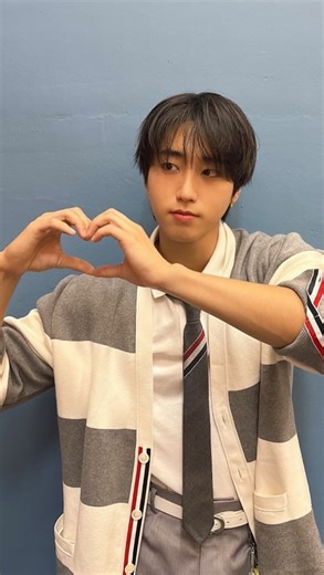 81K views · 319 reactions | Happy 25th birthday to an ACE in K-pop… the iconic rapper, vocalist, dancer song-writer and producer, Han of Stray Kids ✨ we <3 you #Quokka #HAN #StrayKids #HanJisung #MTVCeleb | MTV UK | Facebook