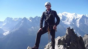 2 Chamonix Classics in one day....Enjoyable & swift ascent of the Aiguille de l'Index (4b) this morning followed by a 'sociable' traverse of the Aiguilles Crochues (3c / PD ). Still plenty of time left for tea & cakes at the Refuge Lac Blanc....A good day on the hill! | High Mountain Guides