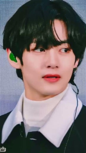 Dil lagana mana tha songs please subscribe my channel BTS V picture 🖼️