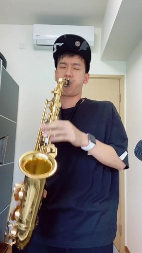 The short sax solo in my latest song #lonelyboi #孤獨的對岸 #sax