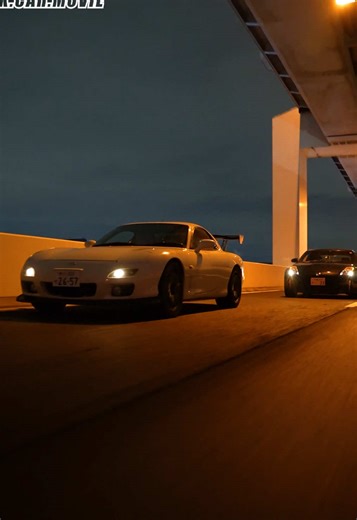 メス顔の2台？FD3SとZ33を徹底比較