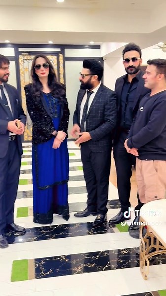 M R Studio (@mrstudio007)’s videos with Kala coat - Mazhar rahi