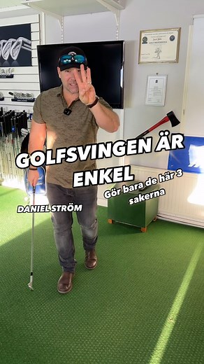 Golfsvingen är enkel, få en enkel golfsving. Lär mig svinga rätt. Gör de här tre sakerna och allt blir enkelt. Starta kvickt, slå till med händerna från toppen och stå i total balans. Daniel Ström 25 år som golf pro lär er rätt. #golf #golfswing #golftips | Daniel Ström