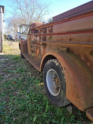 3K views · 57 reactions | Can you move this and put it behind the building? Yessir! 﫡﫡﫡 Old Providence Forge Volunteer Fire Truck. | Knight’s Towing & Off-road Recovery | Facebook