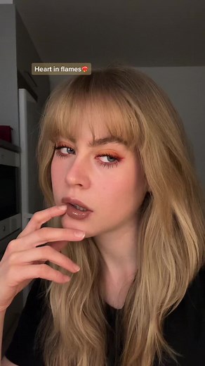 Dark Feminine Makeup Inspired by Calcifer from Howl's Moving Castle