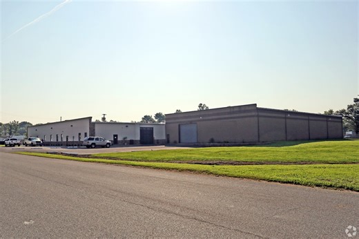 Restoration company leases 6,000 square feet of N.J. warehouse, office space