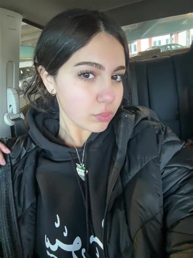 Exploring Infinite Love Glitches in Relationships