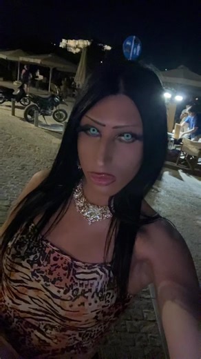 Unmatched Diva Vibes: Supreme Queen in Greece